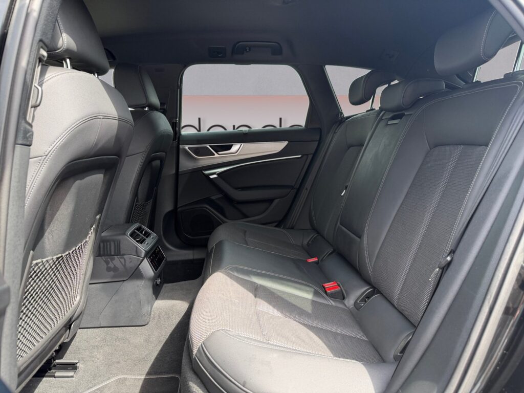 Audi A6 Exposé-Bild 13