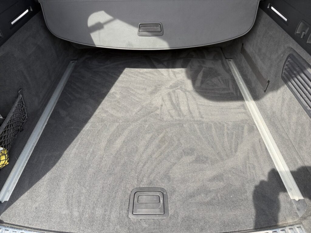 Audi A6 Exposé-Bild 16