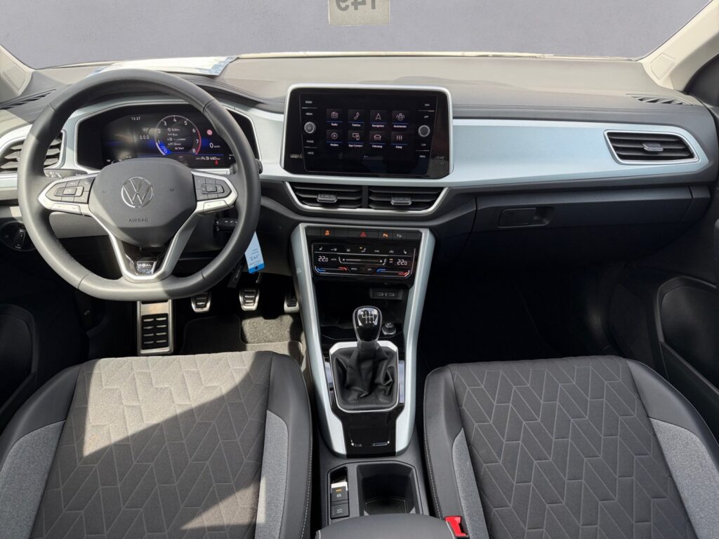 VW T-Roc Exposé-Bild 10