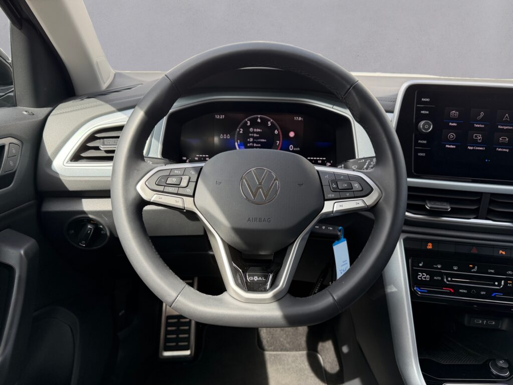 VW T-Roc Exposé-Bild 12
