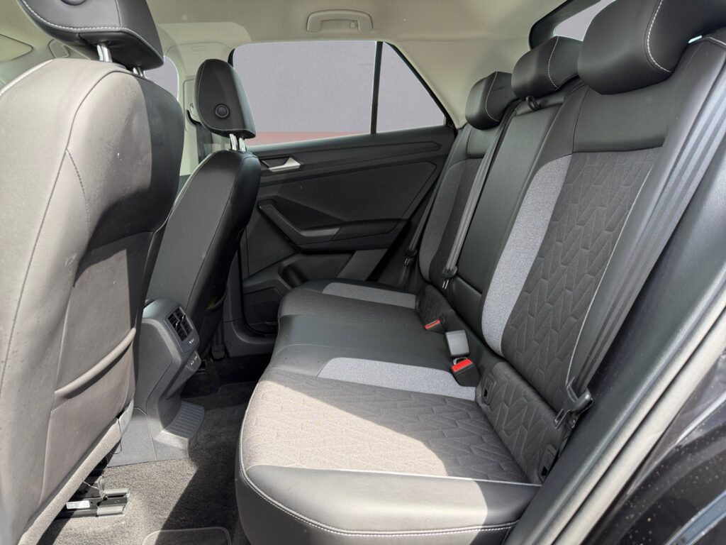 VW T-Roc Exposé-Bild 13