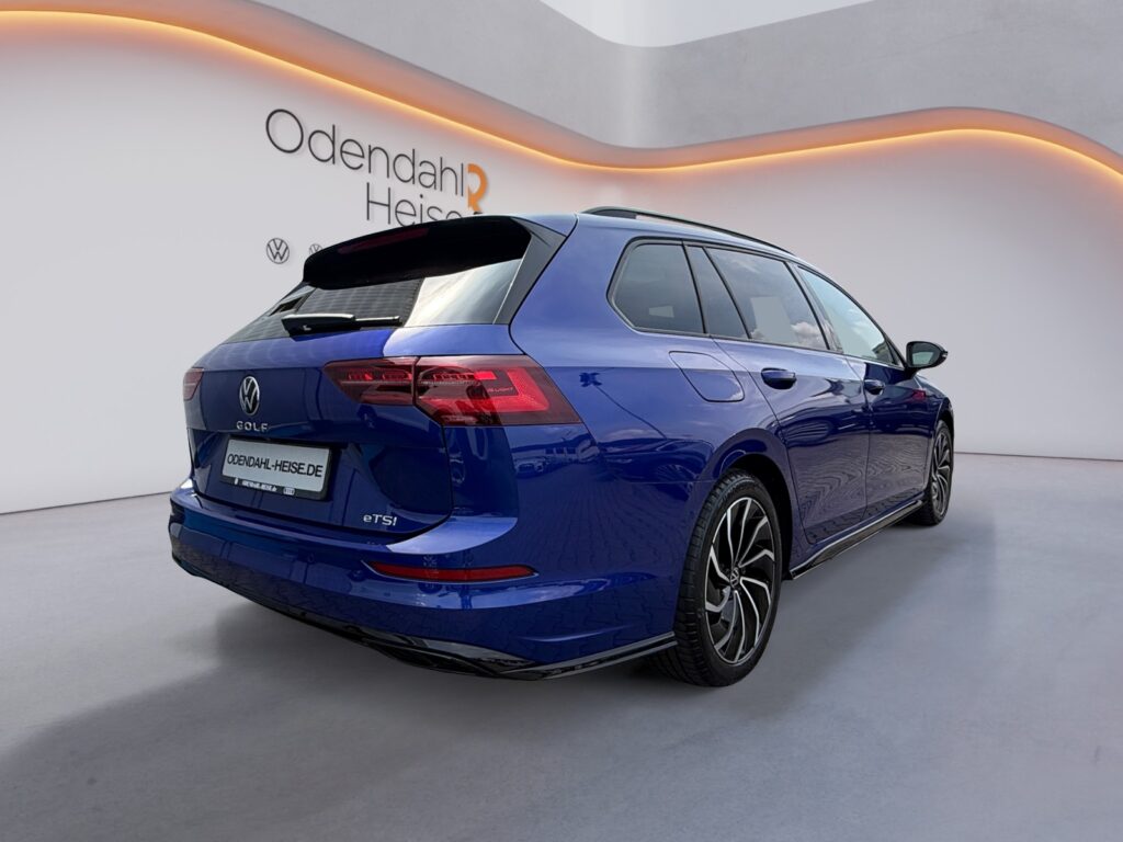 VW Golf Exposé-Bild 5