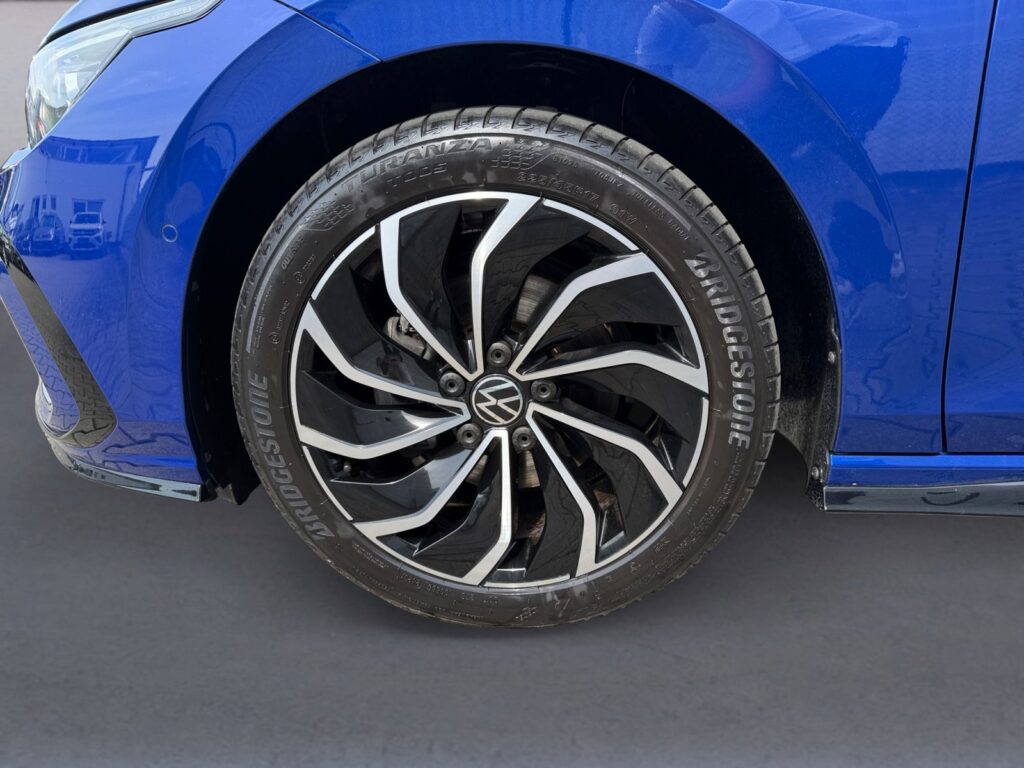 VW Golf Exposé-Bild 14