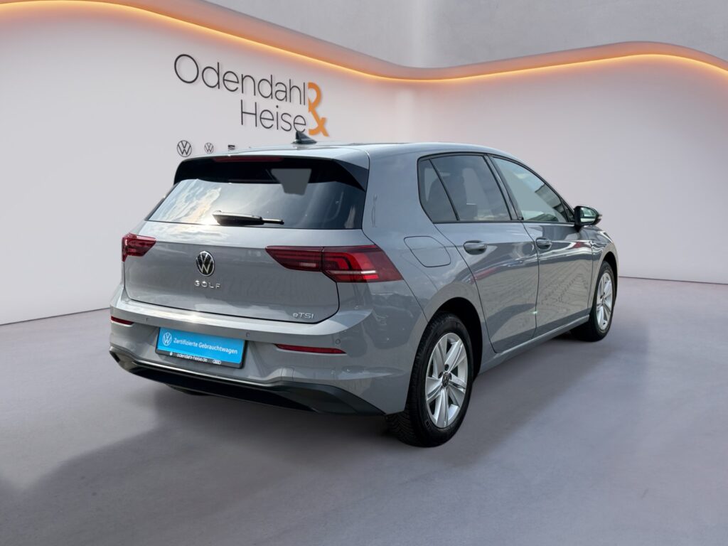 VW Golf Exposé-Bild 5