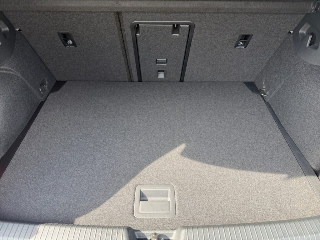 VW Golf Exposé-Bild 16