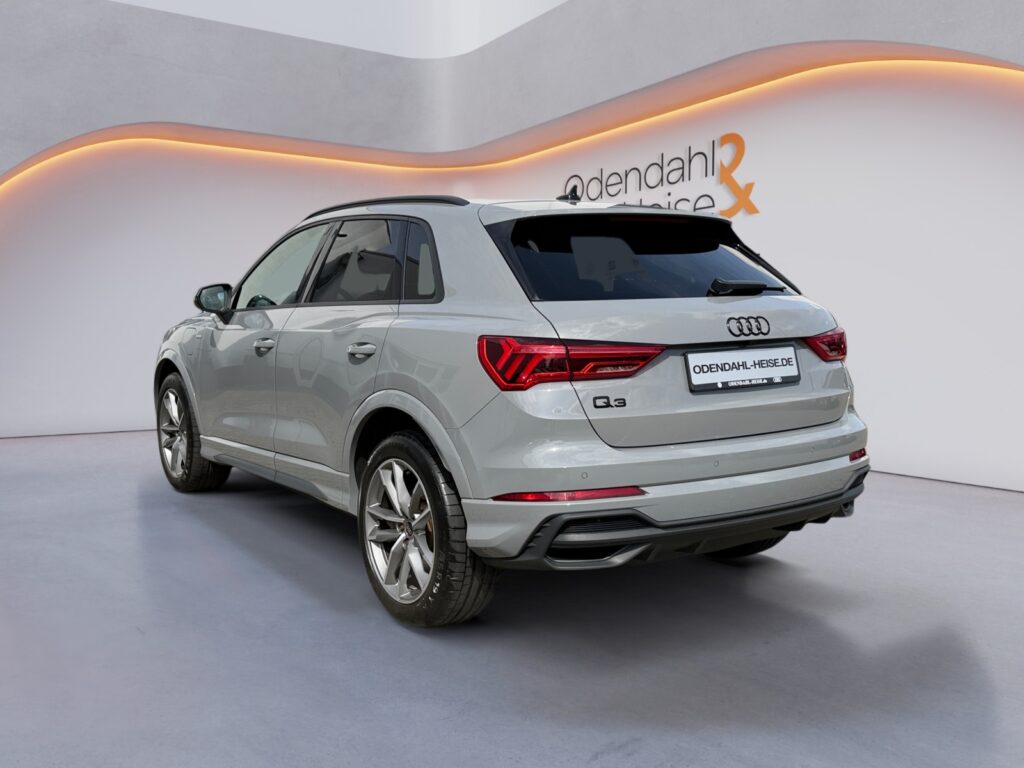 Audi Q3 Exposé-Bild 3