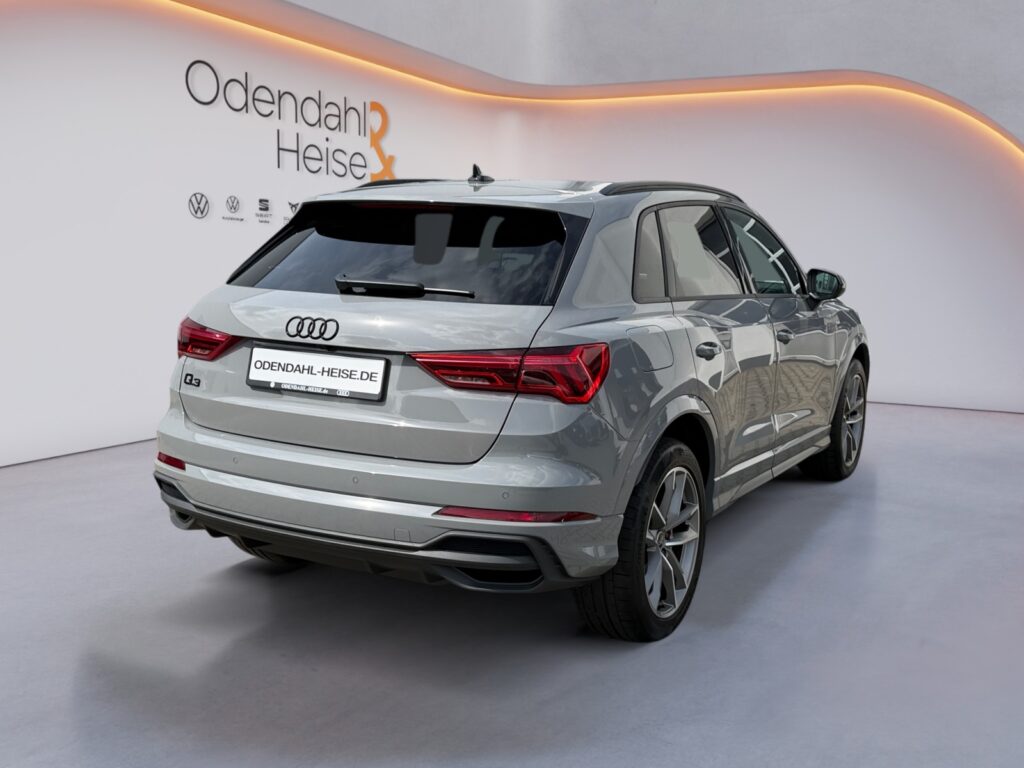 Audi Q3 Exposé-Bild 5