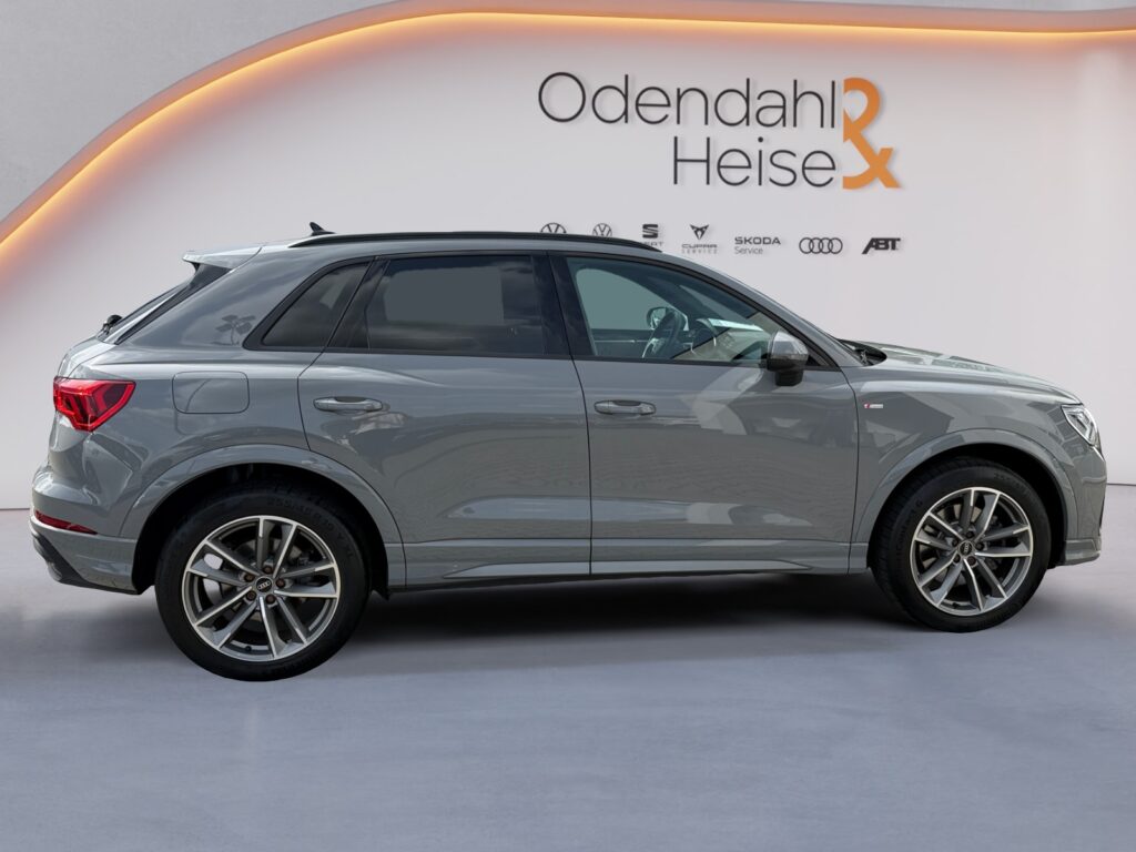 Audi Q3 Exposé-Bild 6
