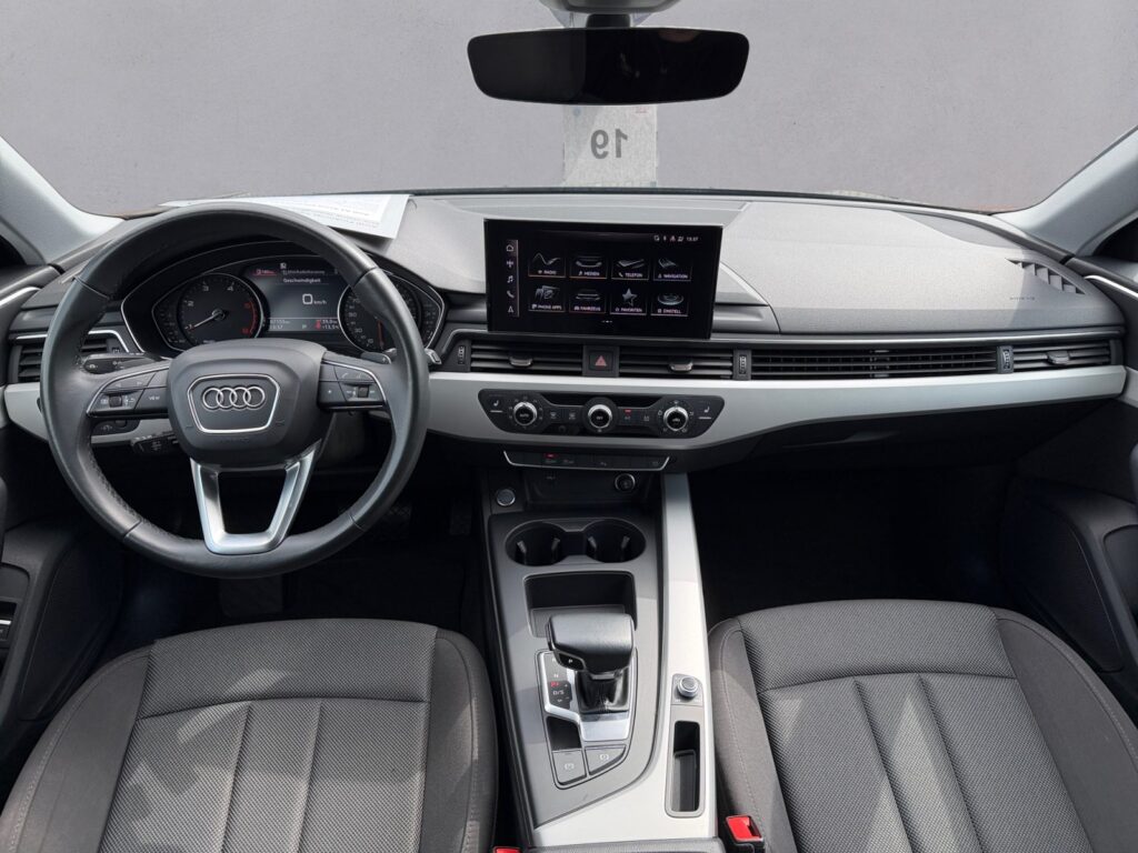 Audi A4 Exposé-Bild 10