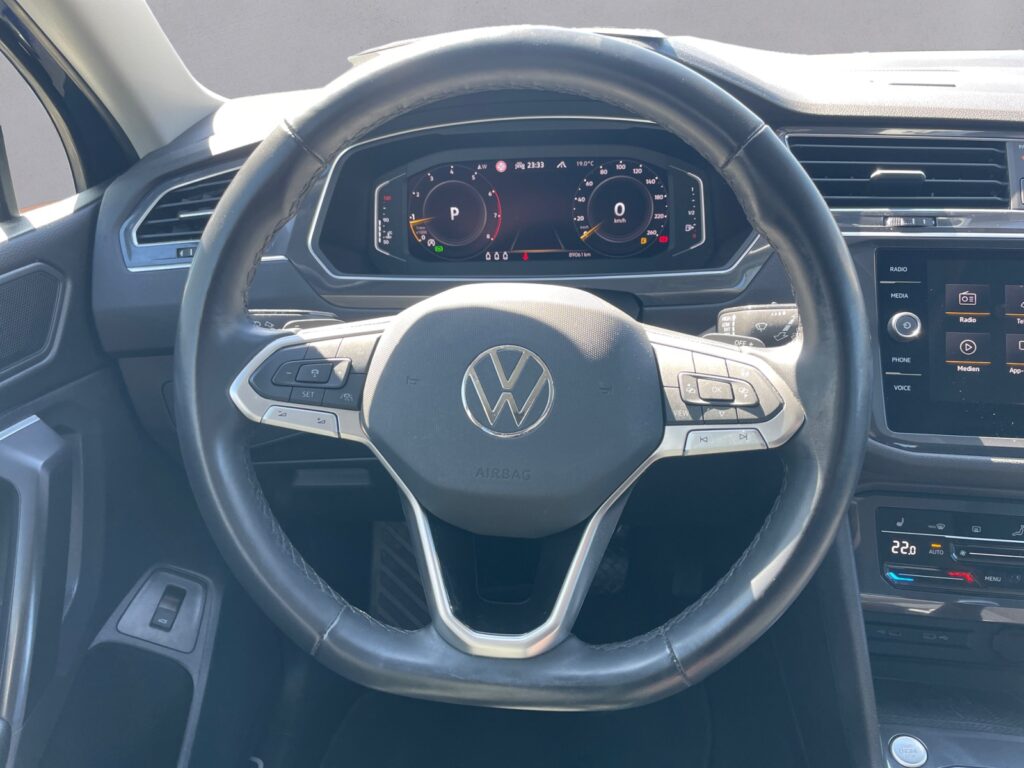 VW Tiguan Allspace Exposé-Bild 12