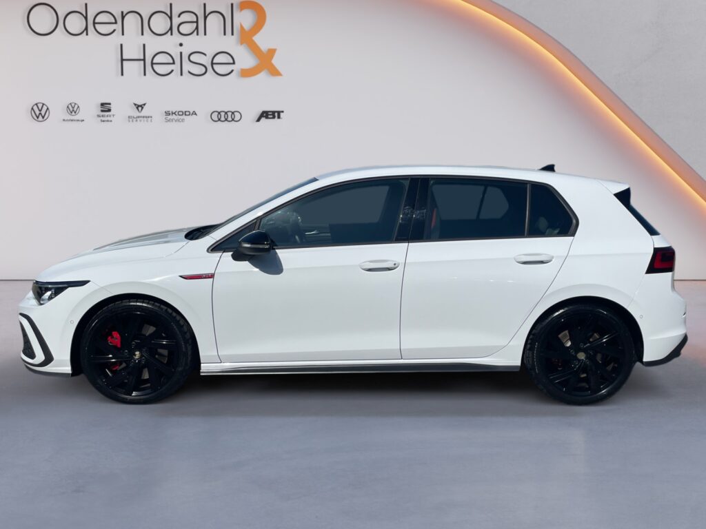 VW Golf Exposé-Bild 2