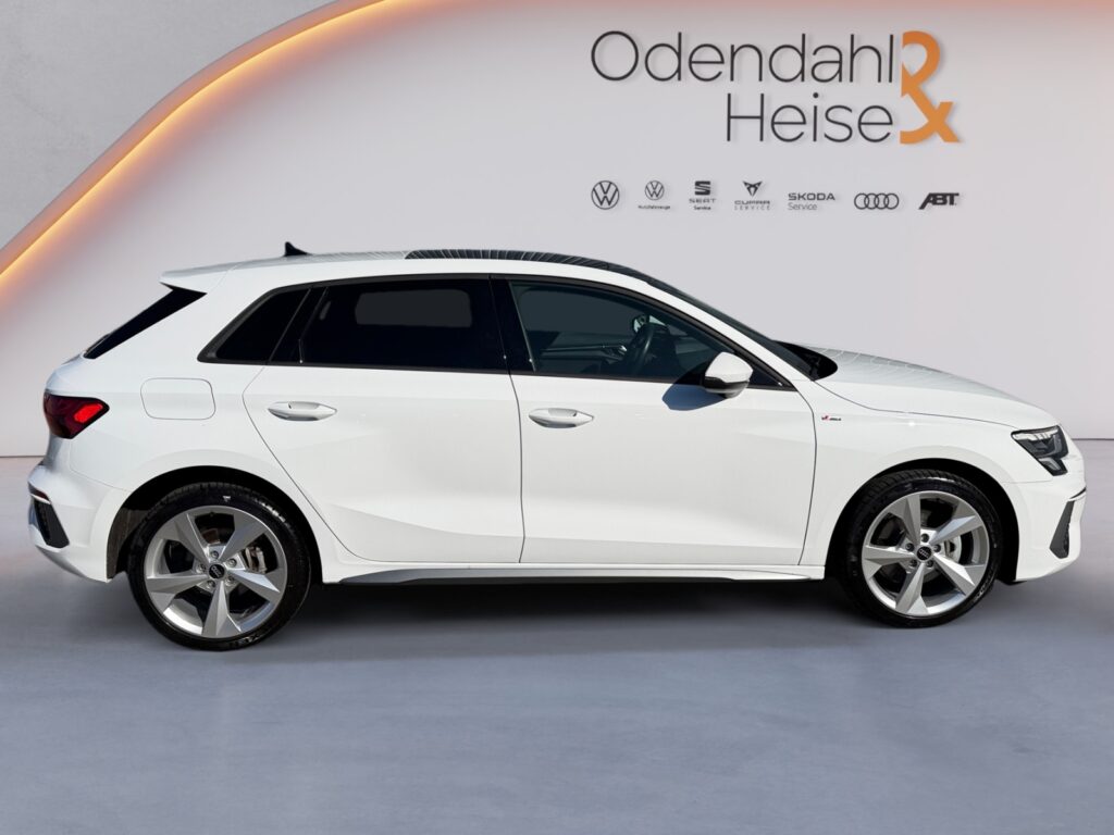 Audi A3 Exposé-Bild 6