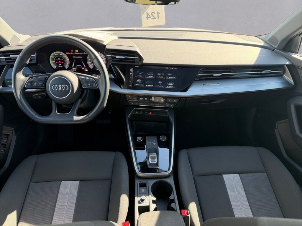 Audi A3 Exposé-Bild 10