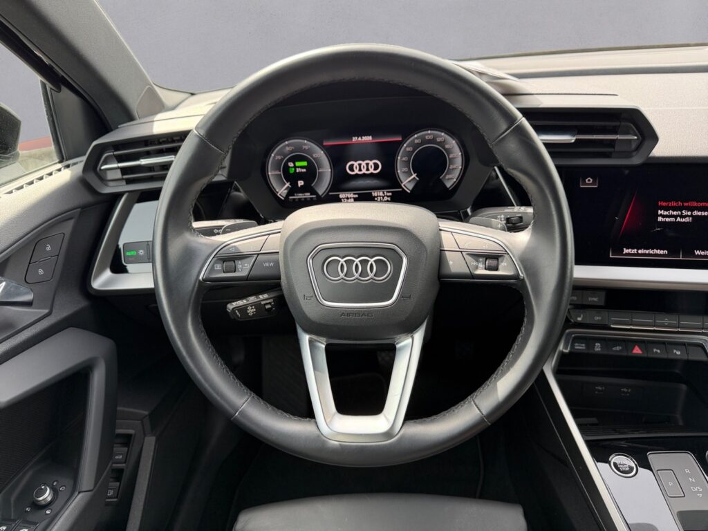 Audi A3 Exposé-Bild 12