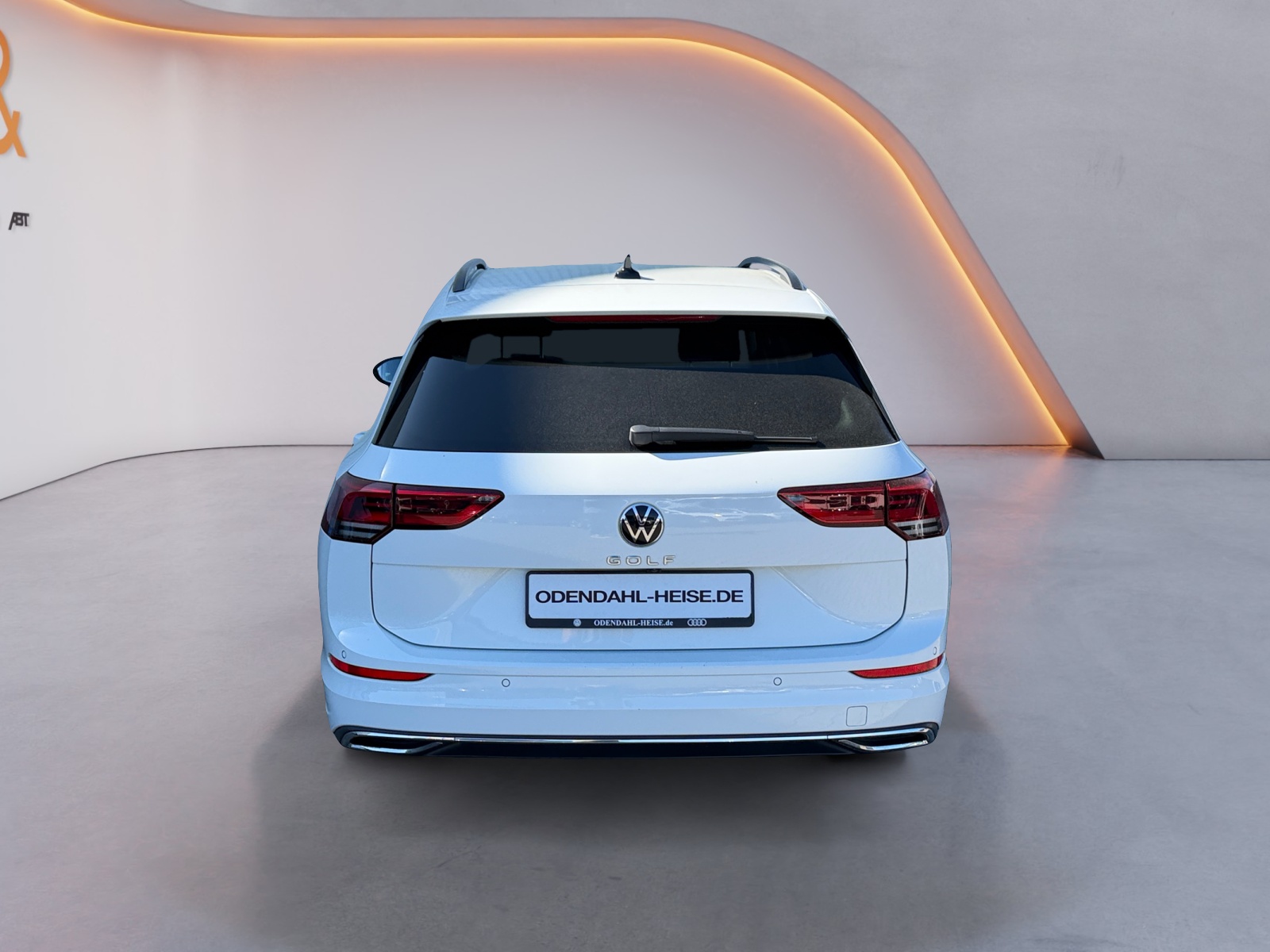 VW Golf Exposé-Bild 4