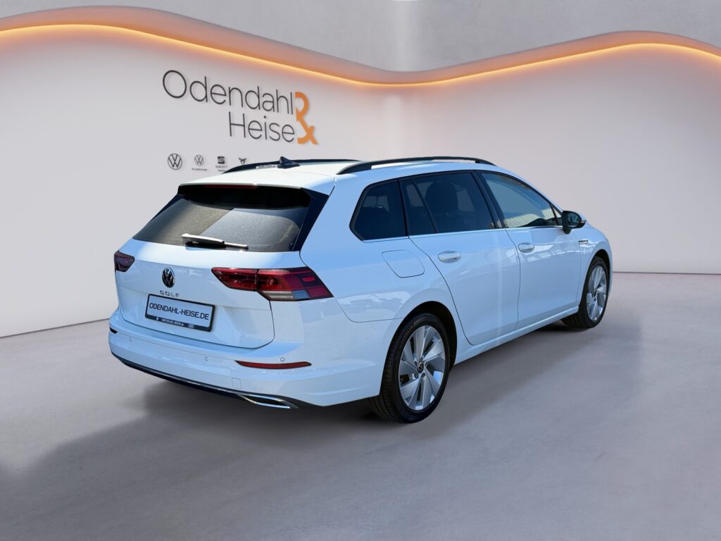VW Golf Exposé-Bild 5