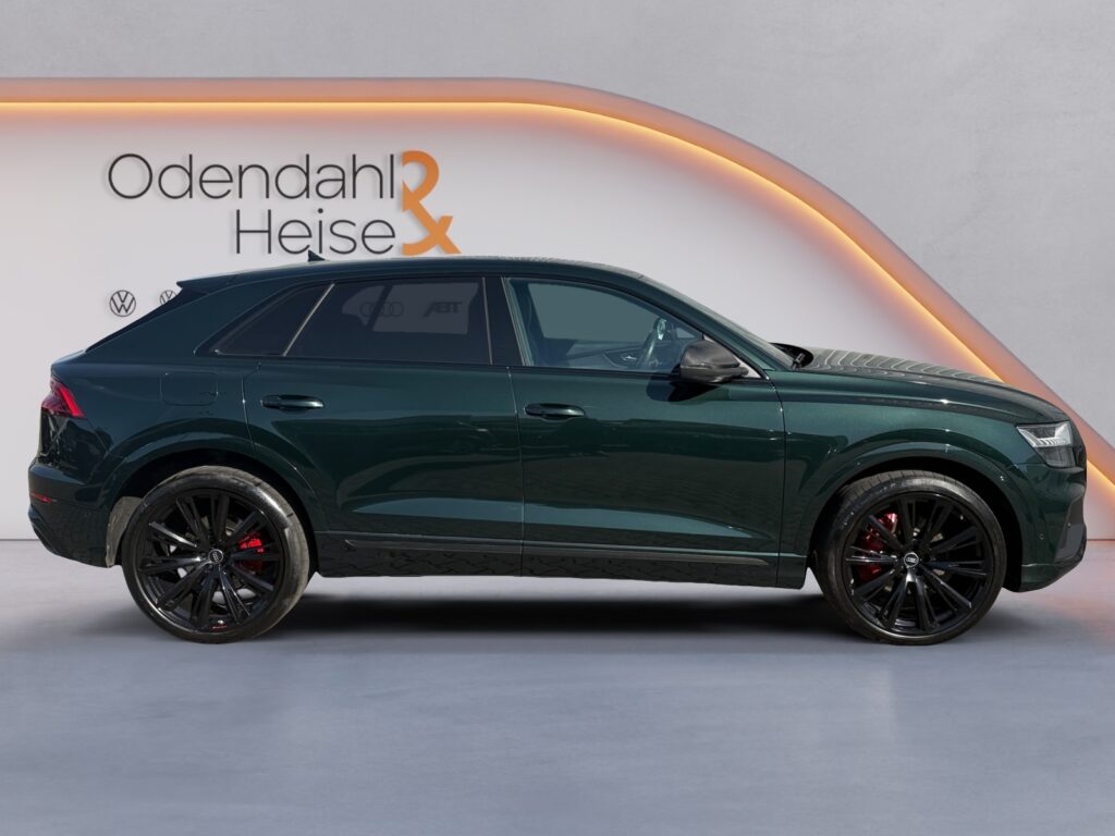 Audi Q8 Exposé-Bild 6