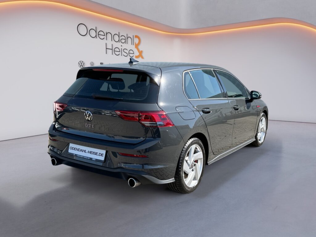 VW Golf Exposé-Bild 5