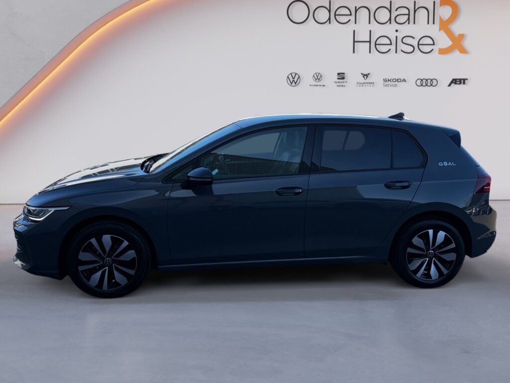 VW Golf Exposé-Bild 2