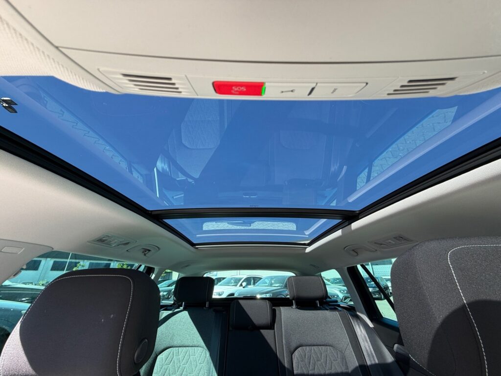VW Passat Variant Exposé-Bild 16
