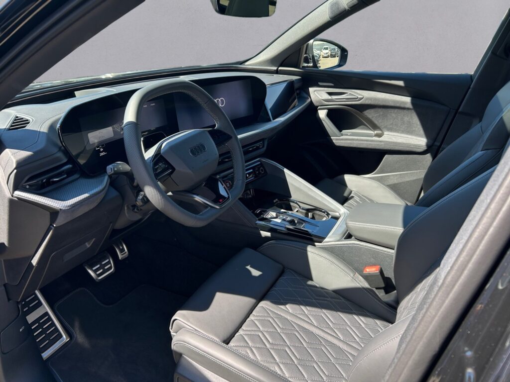 Audi SQ5 Exposé-Bild 9