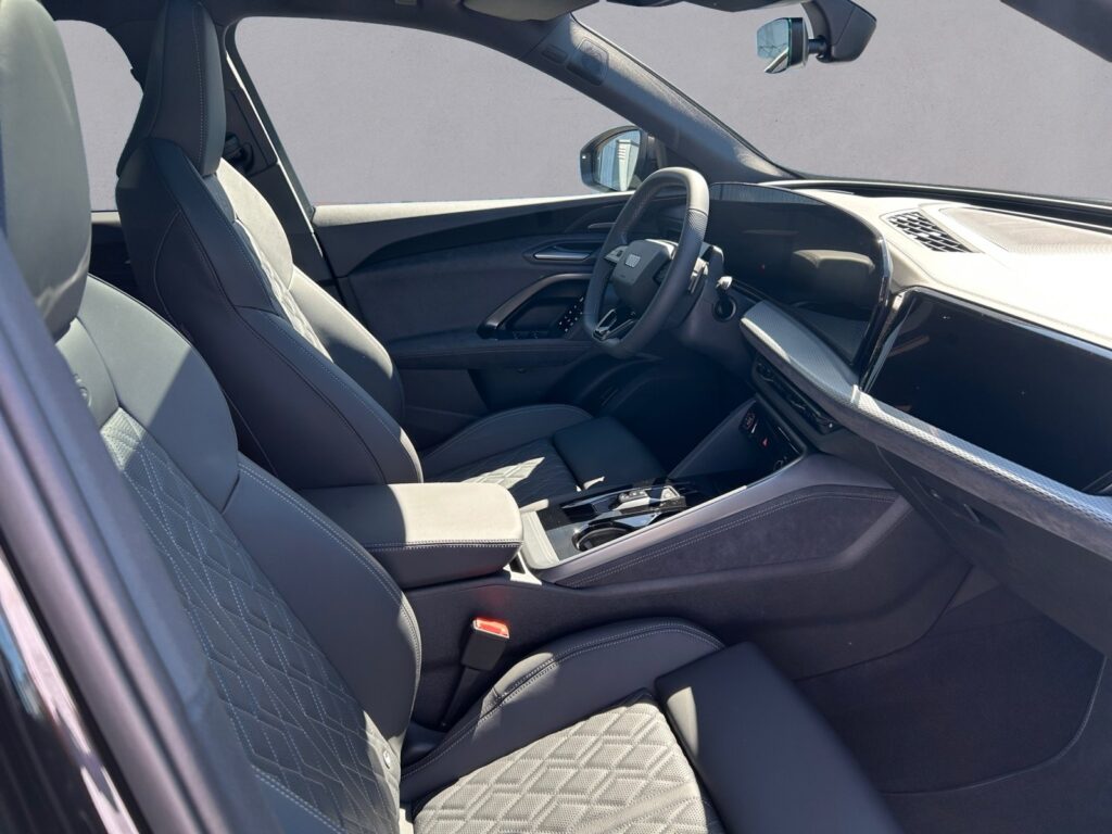 Audi SQ5 Exposé-Bild 15