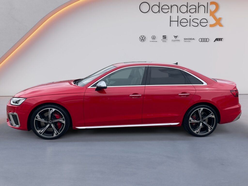Audi S4 Exposé-Bild 2