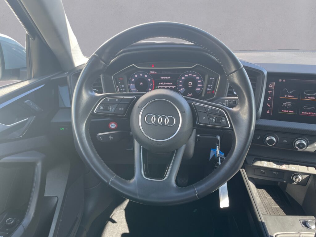 Audi A1 Exposé-Bild 12