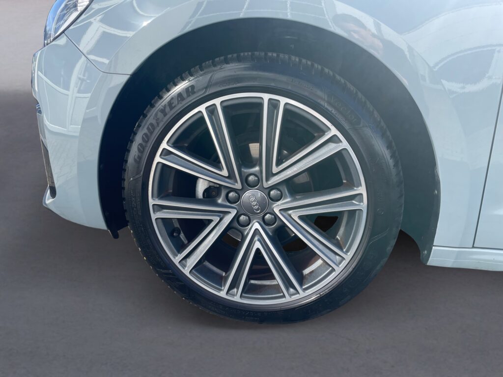 Audi A1 Exposé-Bild 14