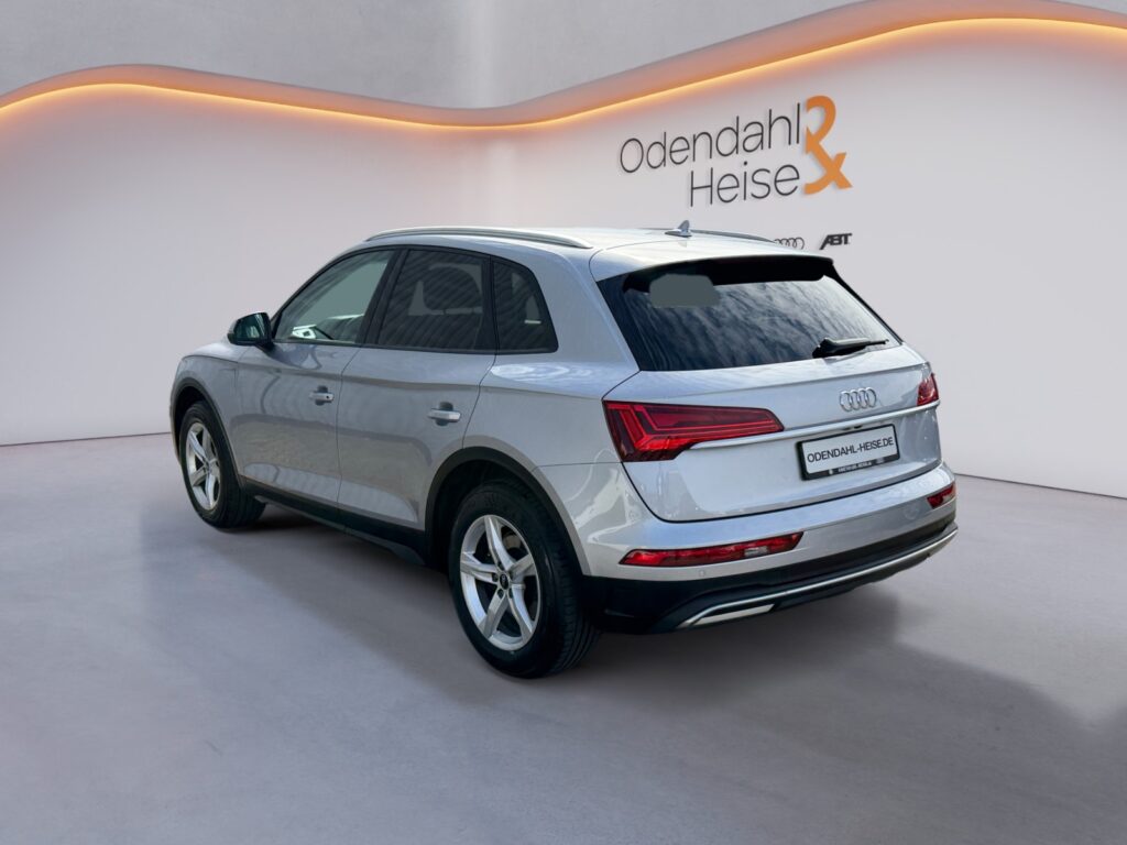 Audi Q5 Exposé-Bild 3