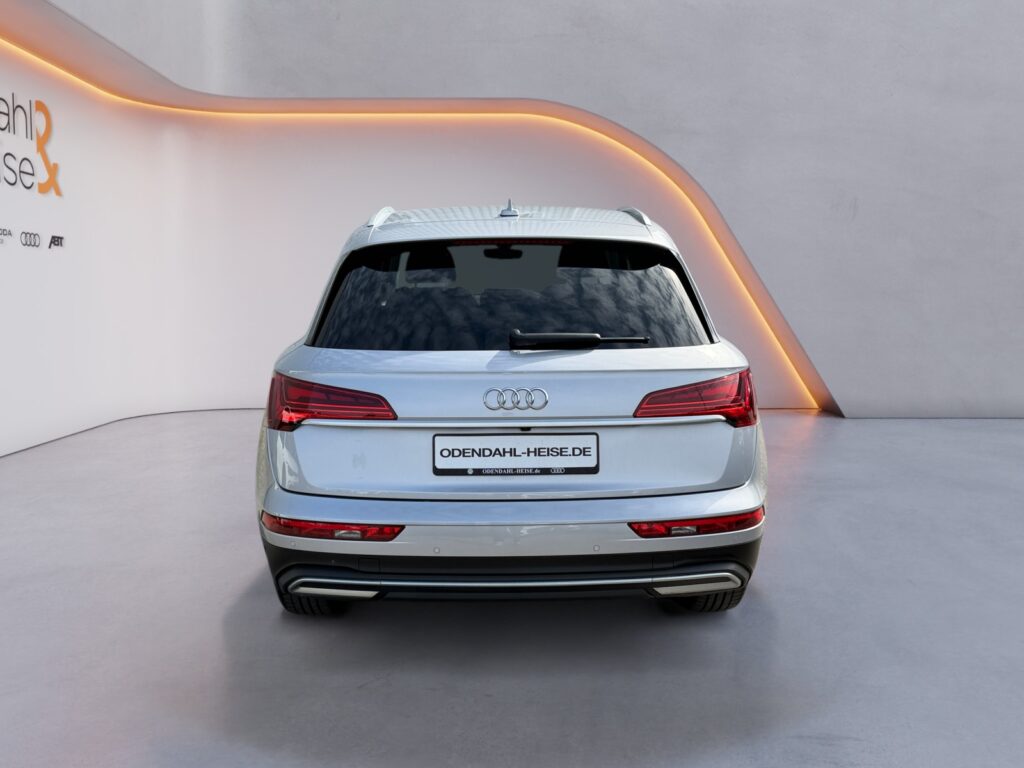 Audi Q5 Exposé-Bild 4