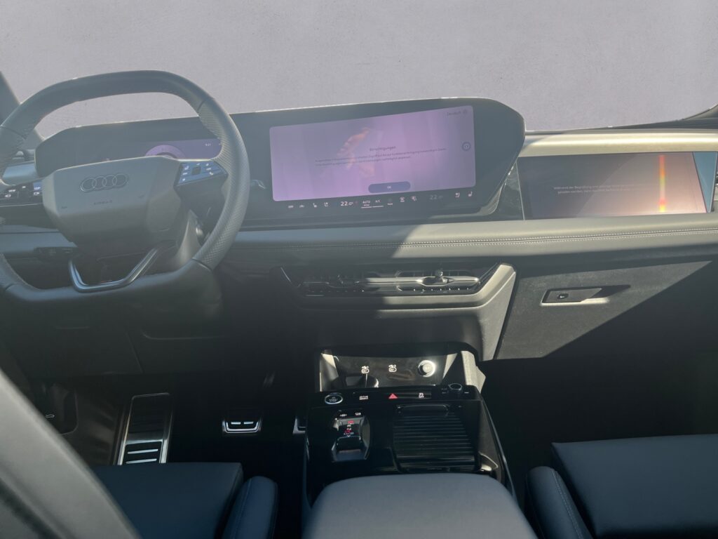 Audi Q6 e-tron Exposé-Bild 11